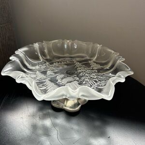 MIKASA Frosted Glass Decorative Elevated Dish